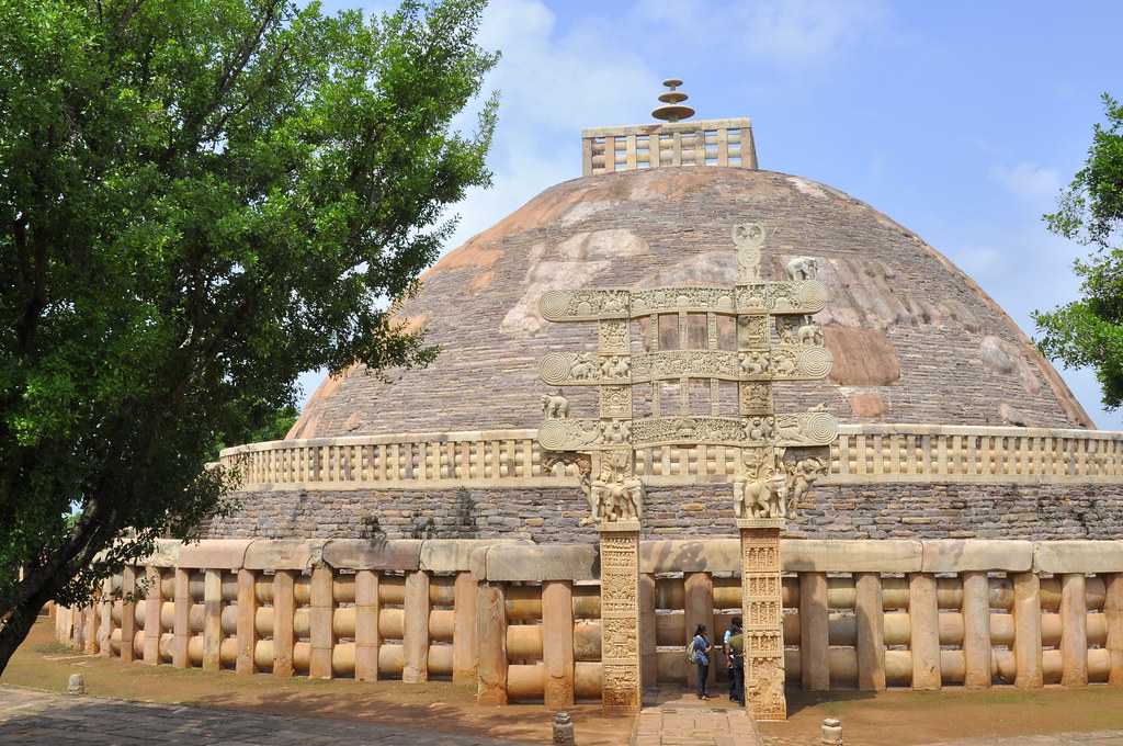 Санчи фото растения. Санчи одежда. Санчи. Санчи одежда. Храм в санчи.